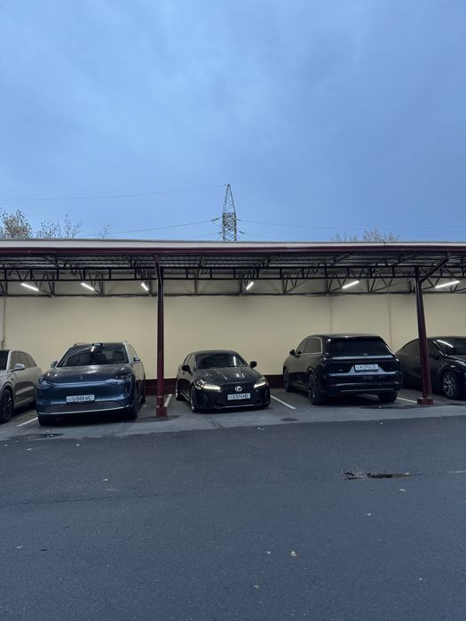 Lexus is F 4.3 abyom SROCHNA