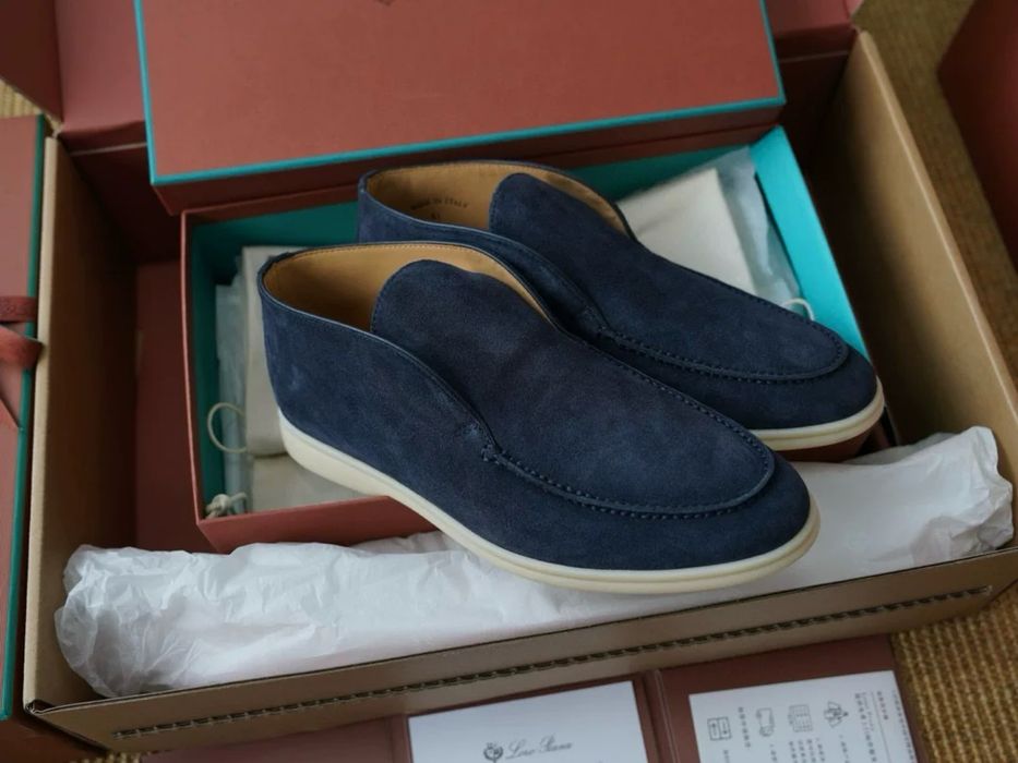 Loro piana Open walk