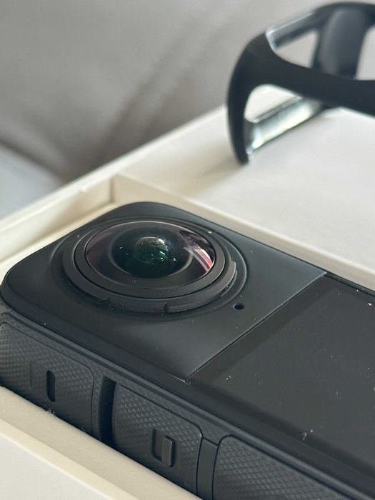 Camera Insta 360 X4