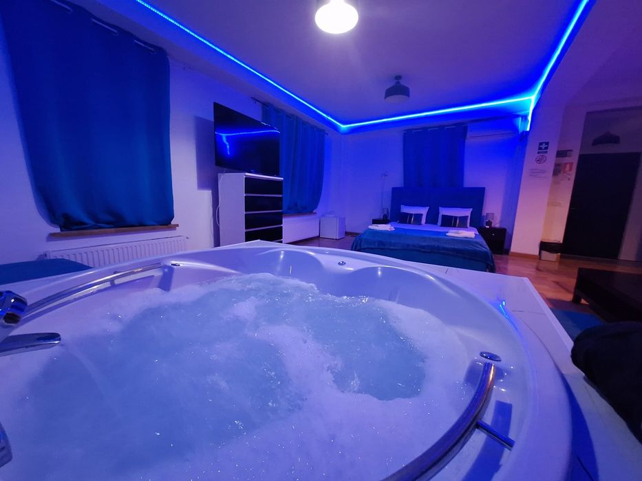 Revelion 2026.Inchiriem vile si apartamente pentru petrecere.Zona Unir