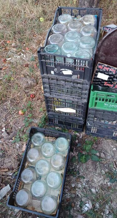 Продавам буркани