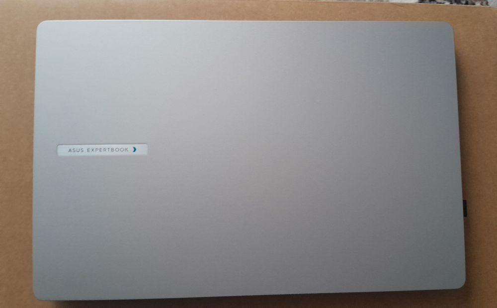 Noutbook Asus Expertbook