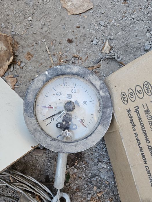 Манометр советский