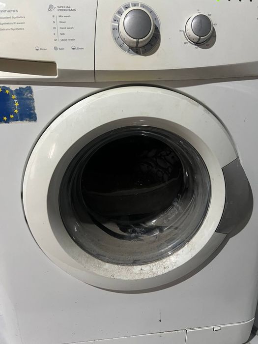 Продаю стиральную машину Висел на 6 кг срочно
