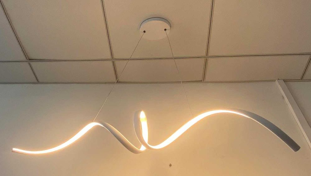 Layering 88 LED висяща лампа за трапезария, димируема с дистанционно