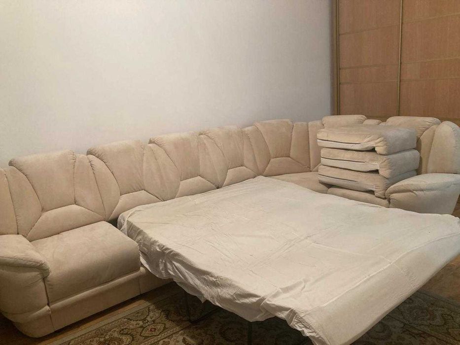 Отдам диван бесплатно. Самовоз с тауельсыздык, рядом с Астана молл