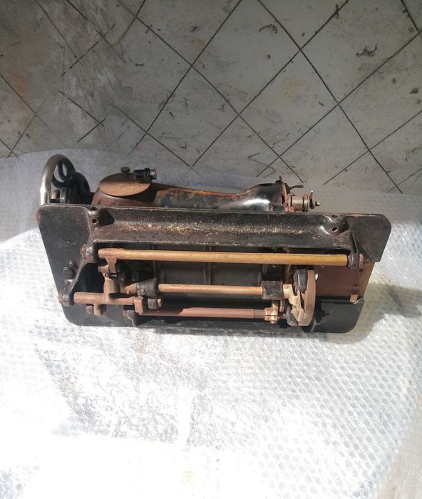 Vanzare masina de cusut THE SINGER MANFG.CO