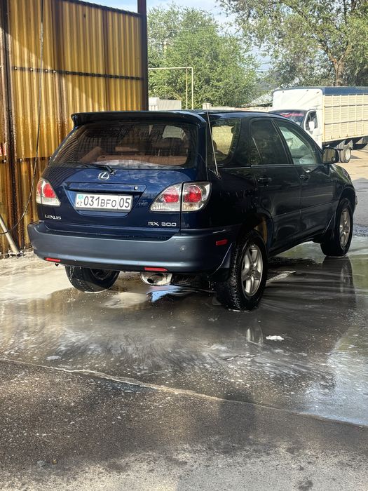 Продам Lexus RX 300