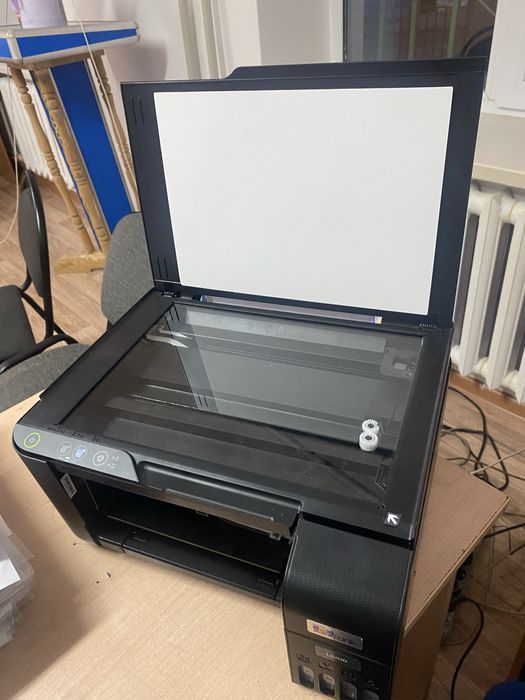 EPSON L3200 цветной принтер