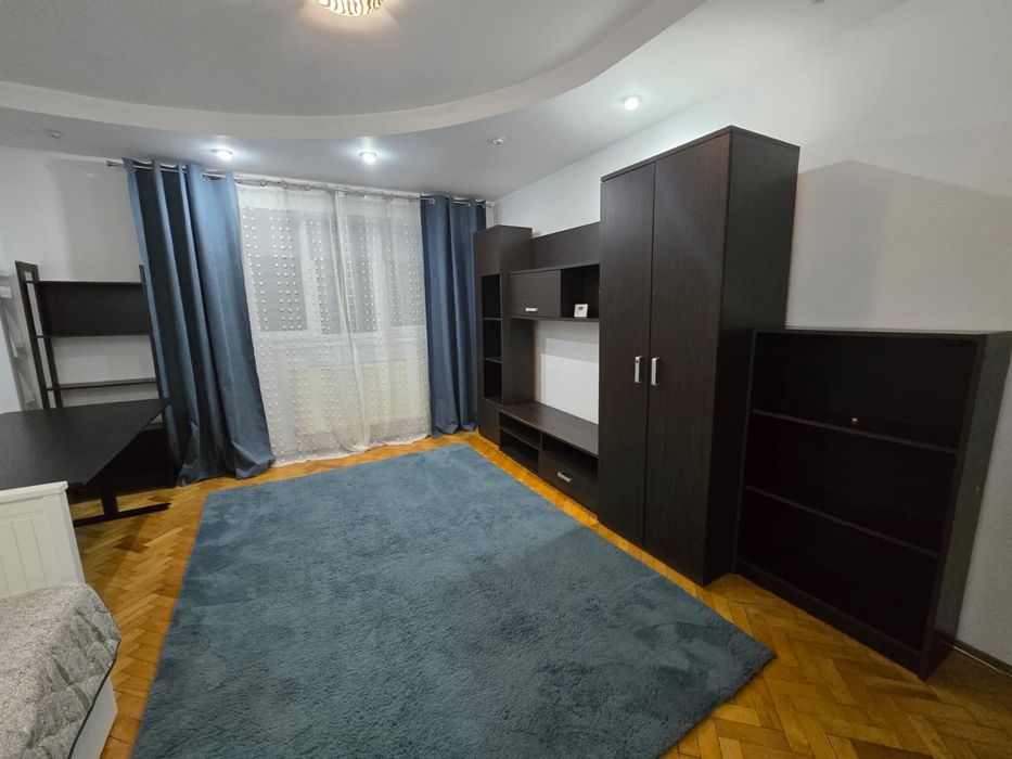 Se vinde apartament cu 2 camere