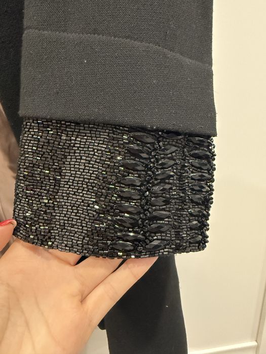 •	Elisabetta Franchi