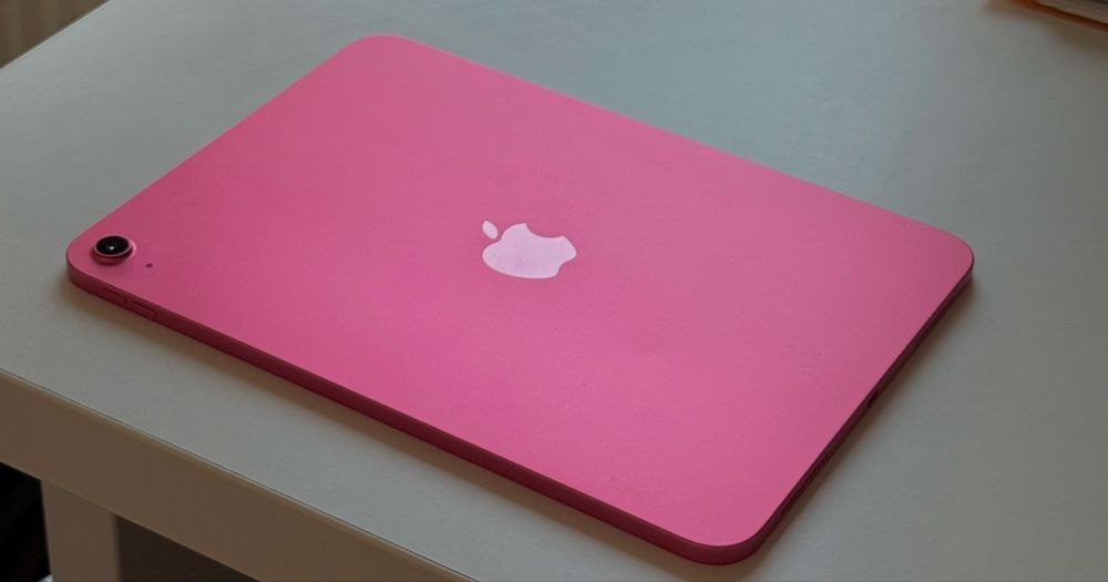PACHET COMPLET Apple Ipad 11, 128GB, pink + Apple Pencil USB-C + husă tastatură