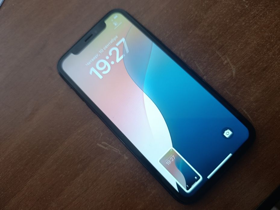 iPhone XR, 64 GB