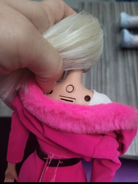 Barbie Giochi Preziosi interactivă 200lei