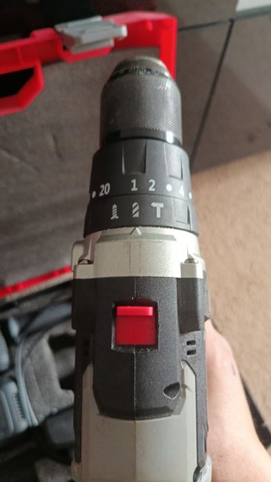 Продам шуруповёрт