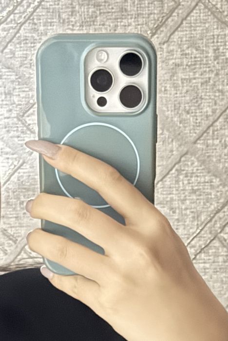 Продам iPhone 16 Pro, 256 GB