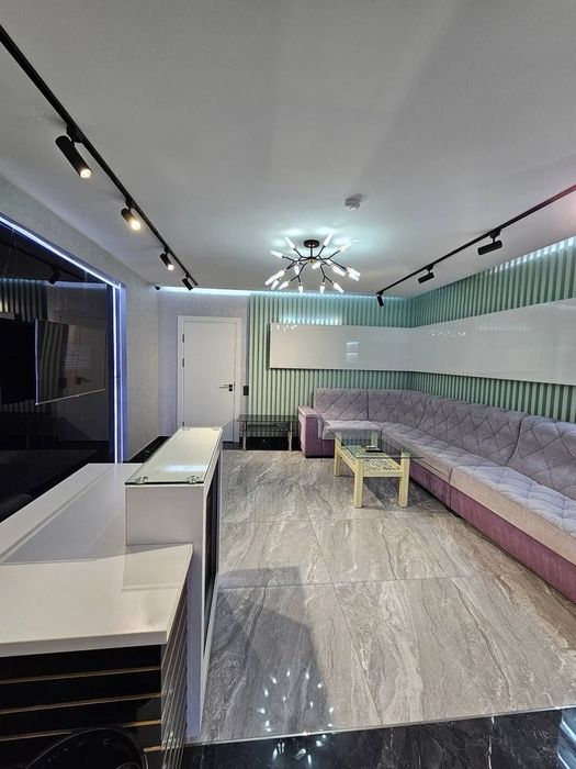 S1 da joylashga o’zimning ofisim arendaga beriladi. Tayyor ofis.