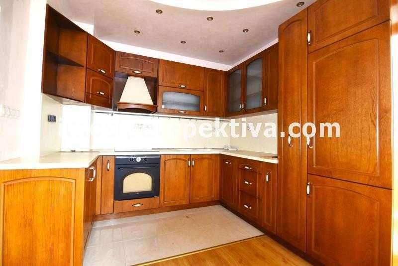 Продава се Тристаен апартамент в Пловдив, Център - 145 кв.м за 876 €/кв.м - Снимка #2