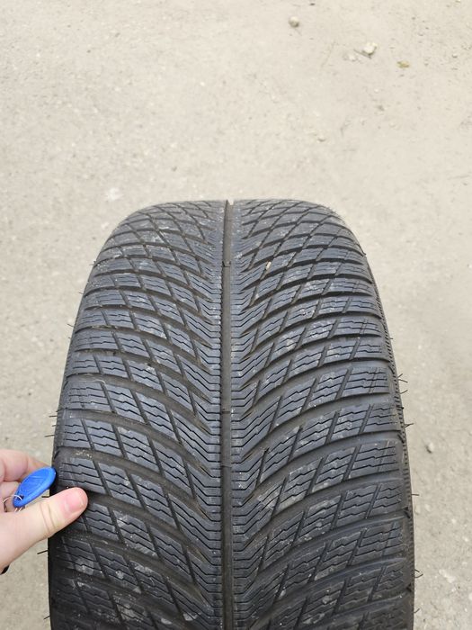 Vand set anvelope 245 35 19/265 35 19 michelin alpin 5 rulate un sezon