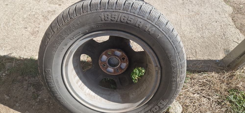 4 бр Гуми с джанти 14"