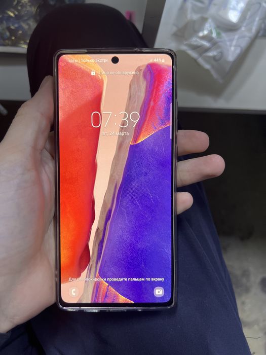 Продам samsung note 20 в хорошем состояний