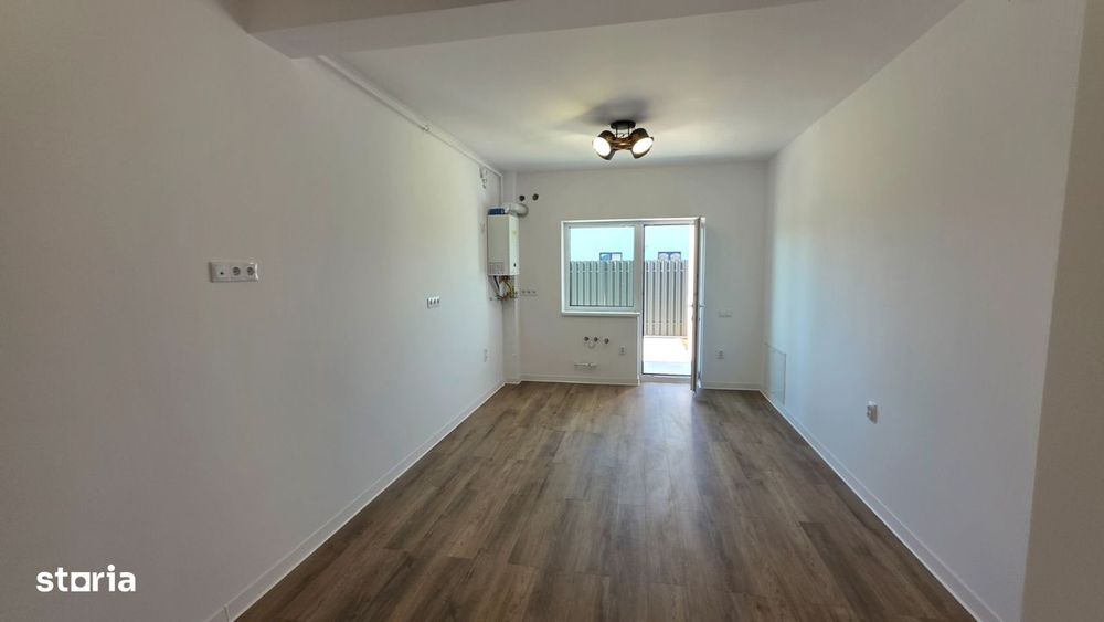 Apartament nou 2 camere +curte proprie de 90mp zona Selimbar