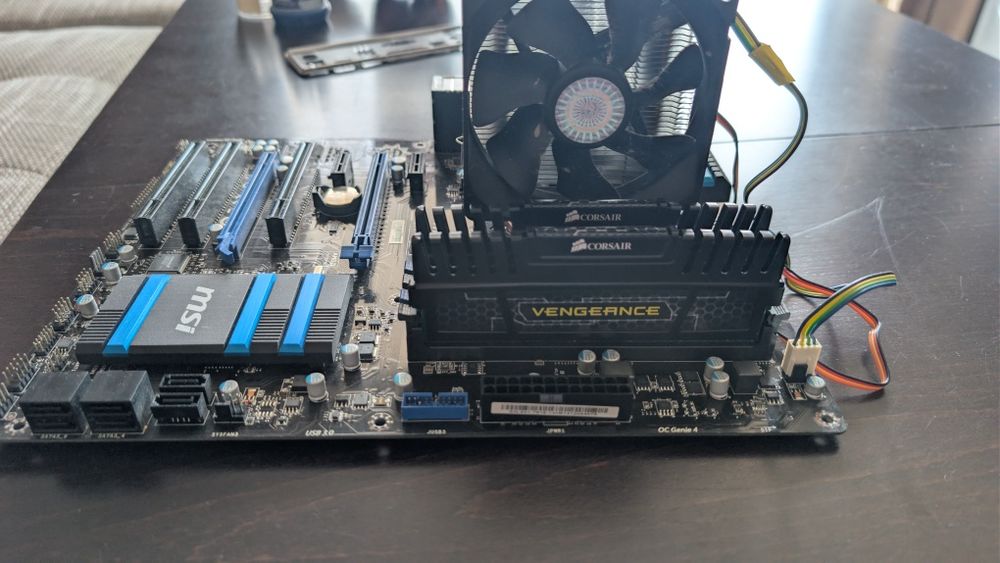 Комплект lga1150 процесор i7 4770K 16GB рам