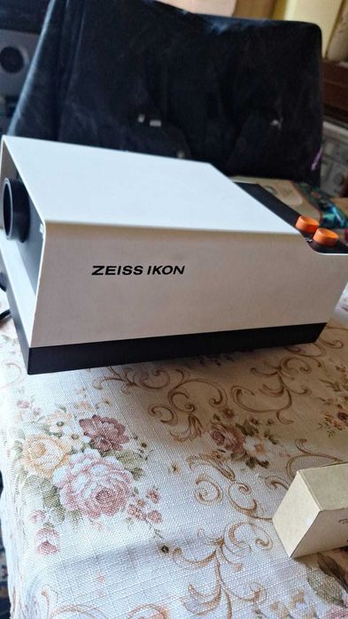 Aparat proiectie diapozitive PERKEO 511 Germania