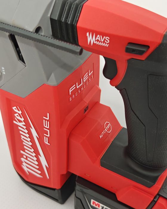 Ciocan rotopercutor Milwaukee