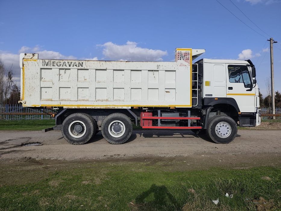 HOWO 2022. Юргани 82000. Матом коробка зур. Балонлар 100%.