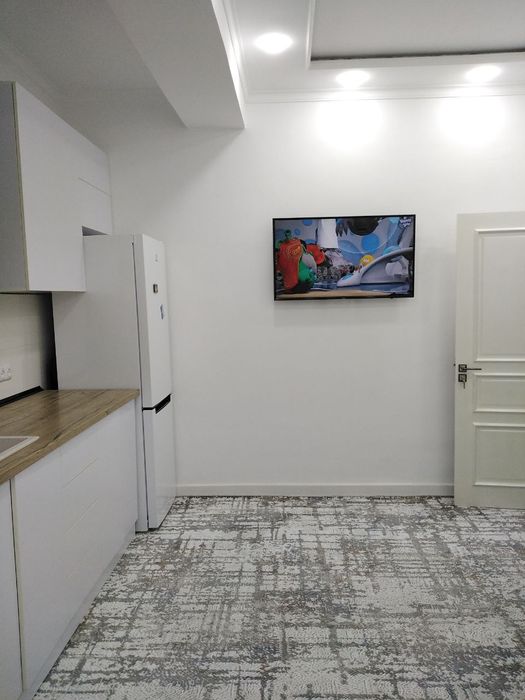 УйСотилади.Зарафшон домдан,хамма кулайликлари билан.