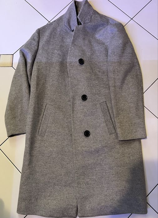 Пальто классика,на девушку.36 размер ,Испания