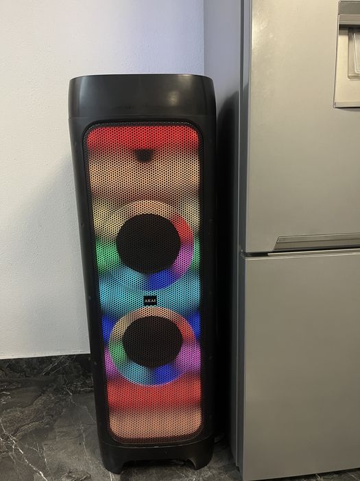 Vand boxă akai 500w