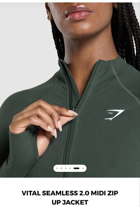 GYMSHARK НОВ кроп топ с цип