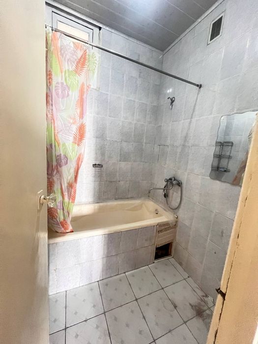 Sotiladi Chilonzor tuman 21 kvartal 3 xonali kvartira holati ôrta