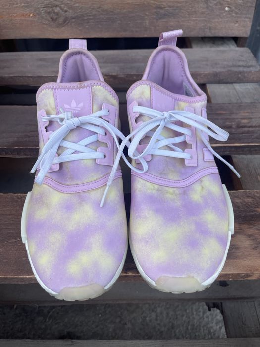 Оригинальные женские кроссовки Adidas NMD_R1 (Tie-Dye / Сиреневые)