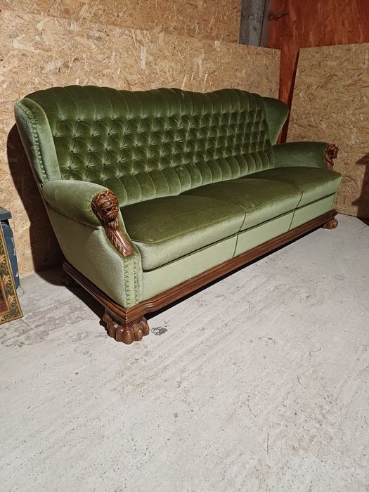 Mobilier vechi Sofa cu fotografii