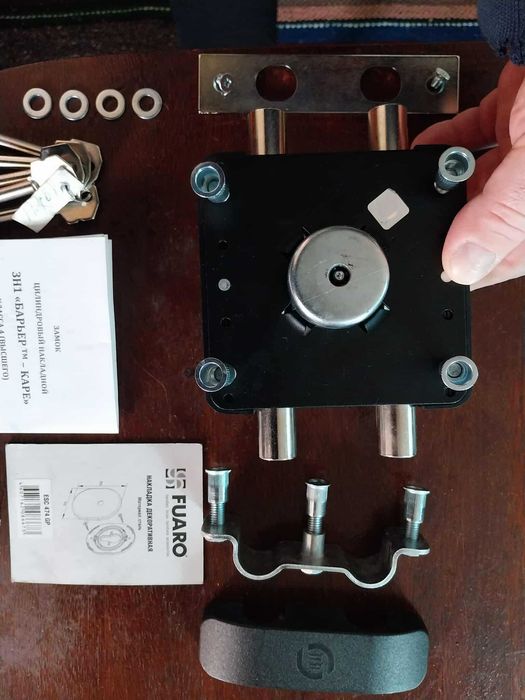 Брава висок клас заключваща система. Нова
