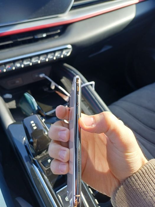 идеальный Iphone xs 256