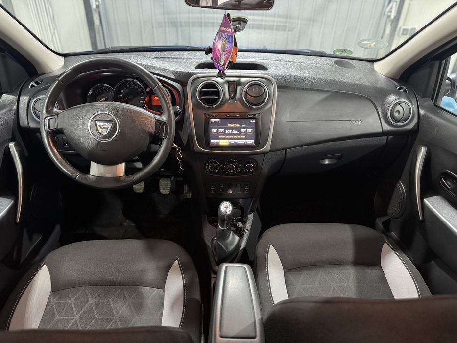 Dacia Sandero Stepway POSIBILITATE IN RATE