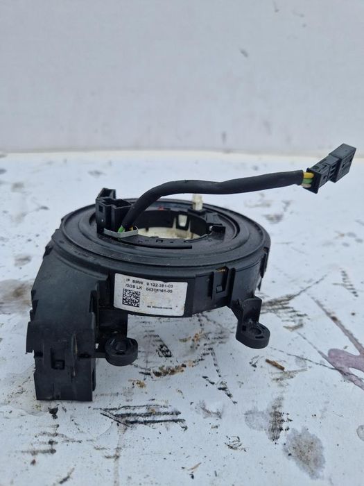 Ribbon cable BMW E90 335d Лентов кабел за Бмв е90 335д волан с пера