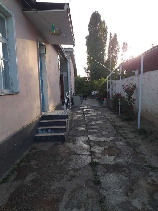 7 sot tayyor hovli joy sotiladi