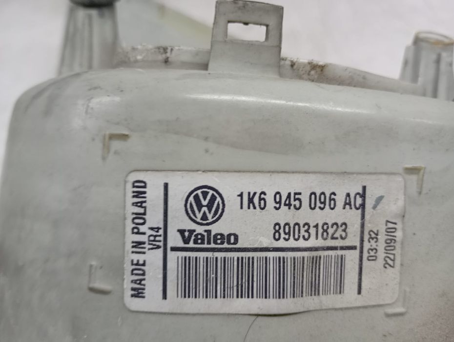 Stop dreapta Volkswagen Golf 5 (2003 - 2009) (2.0 tdi ) BKD