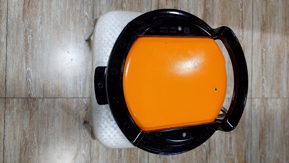 Вафельница сластена новая