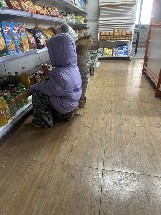 Продам стелажжи для магазина