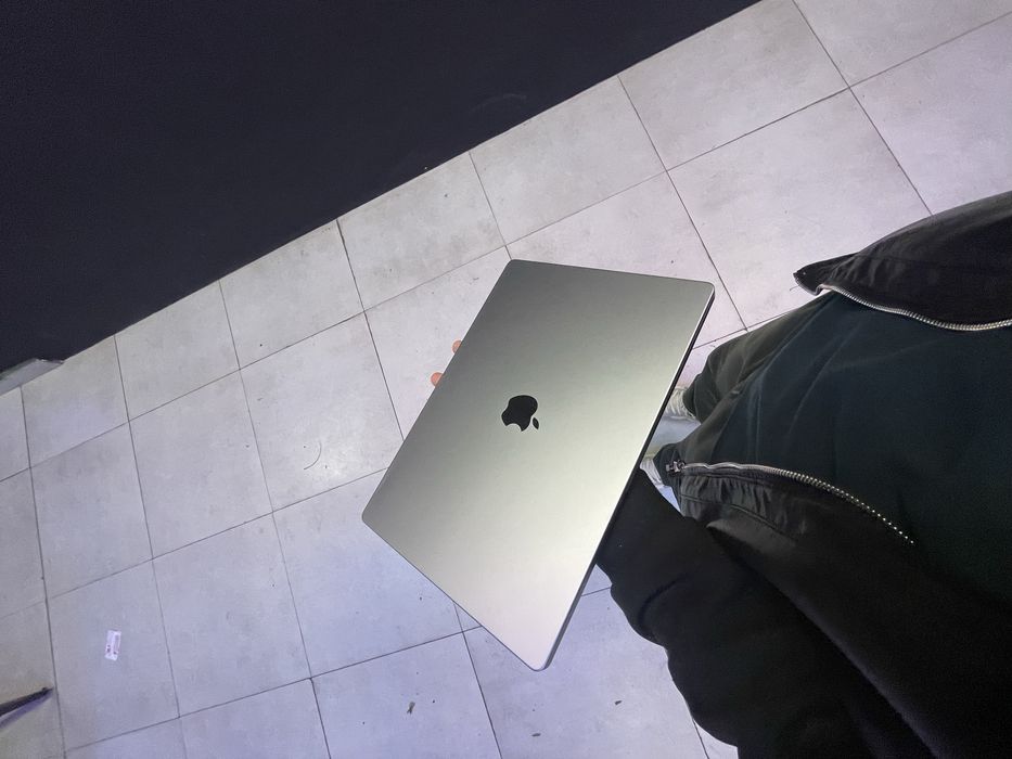 Macbook pro m1 pro 16/512 120 fps 86% full kompket