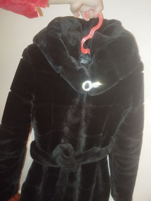 Продаю шубу в отличном состоянии