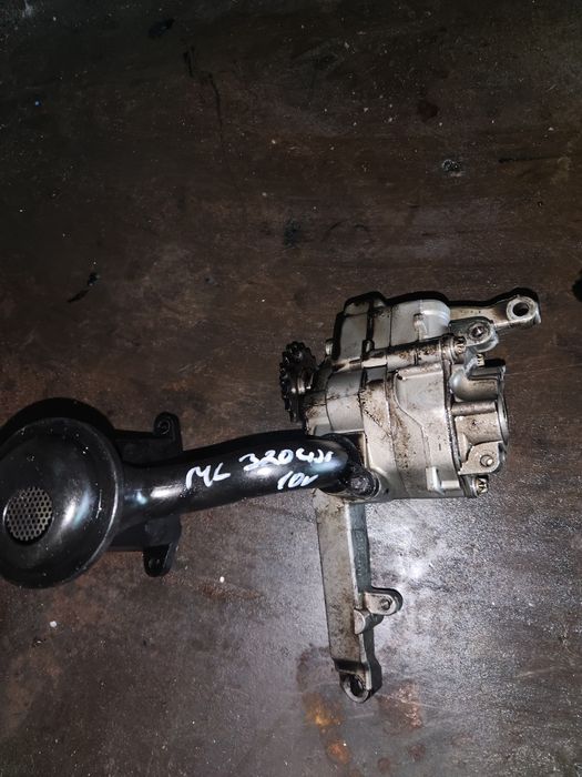 Маслена помпа за Mercedes 320cdi