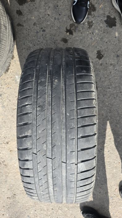 245/45/R20 Michelin
