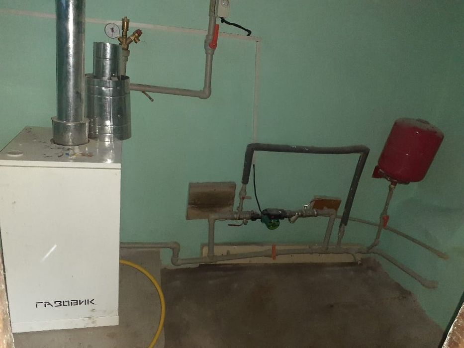 ПРОДАЁТСЯ ДОМ . Улица Алатау